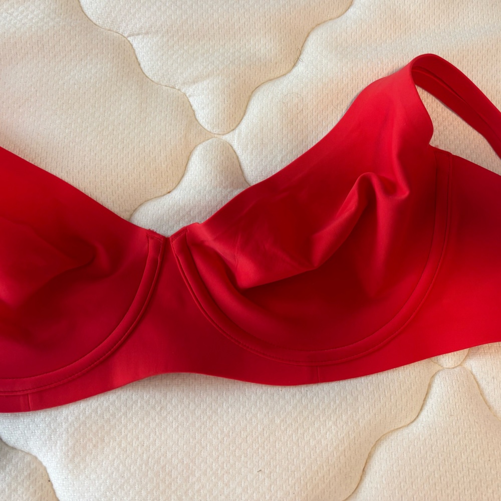 NWT Soma essentials unlined scoop balconies bra